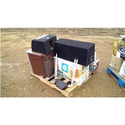 PALLET OF ASSORTED ITEMS - SPEAKER BOXES, MINI FRIDGE, ETC.
