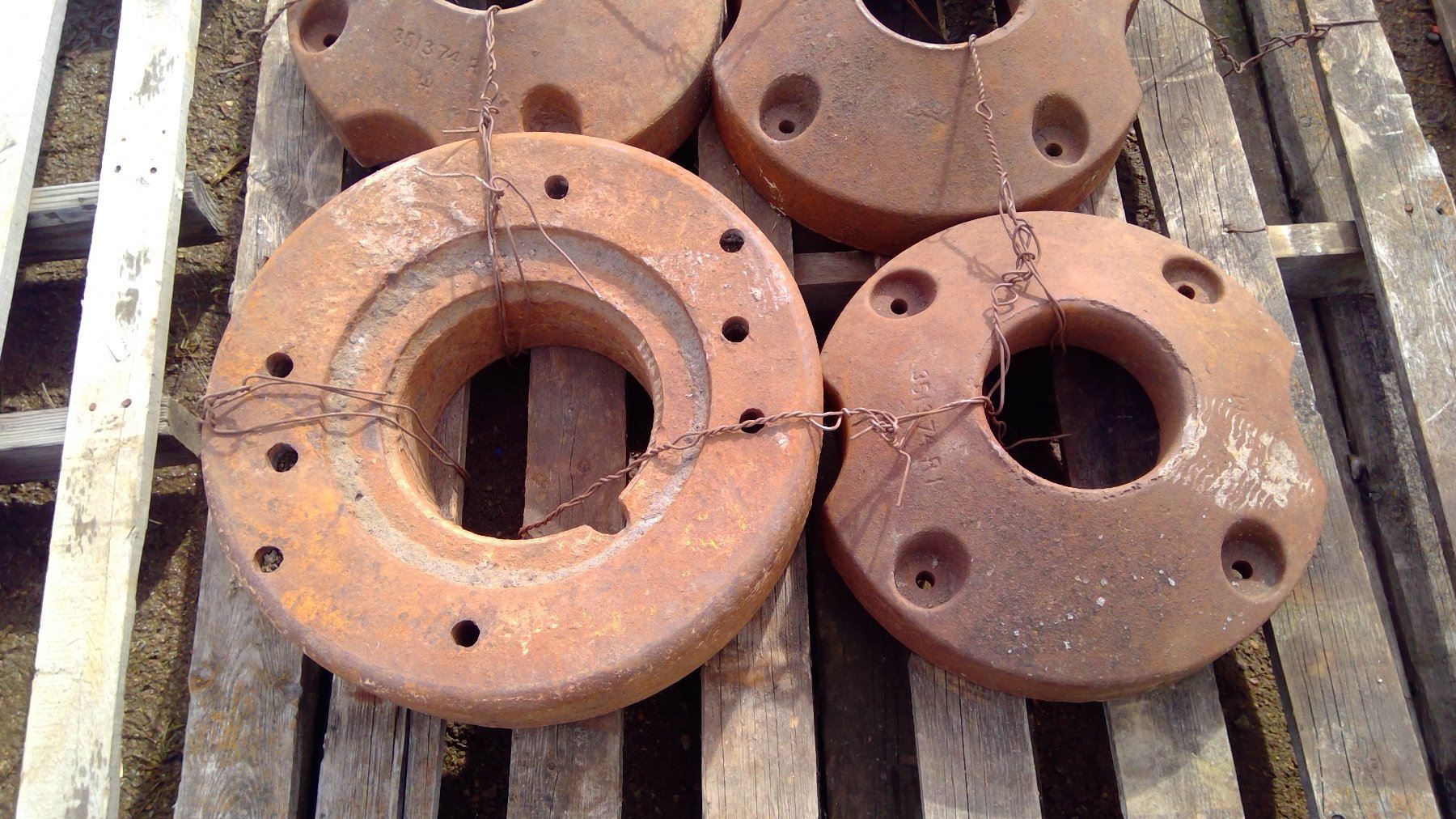 TRACTOR WHEEL WEIGHTS