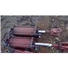 Image 4 : HYDRAULIC CYLINDERS