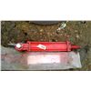 Image 2 : HYDRAULIC CYLINDERS