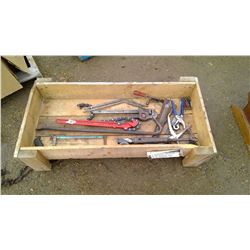 LOT OF ASSORTED TOOLS (CRATE NOT INCLUDED)