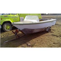 FISHING BOAT 16' - UPHOLSTRY POOR SHAPE (HAS KEY, MOTOR & PROPELLER)