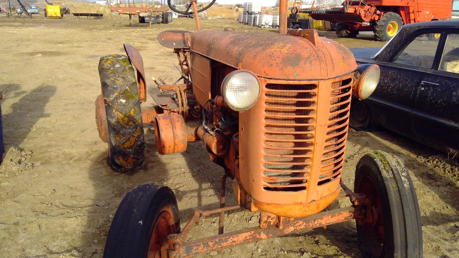 ANTIQUE CASE TRACTOR VA Schmalz Auctions