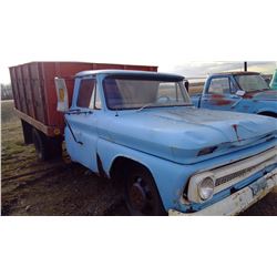 CHEVROLET GRAIN TRUCK W/ WESTSTEEL ROSCO FACTORY BOX