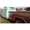 Image 4 : Chevy Model 1940 Stepside - Comes With Hoist, Was Running When Parked