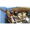Image 6 : TUB OF ASSORTED TOOLS