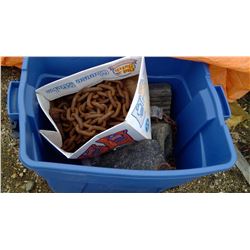 WHEEL CHOCKS AND HEAVY CHAIN