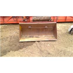 LOADER BUCKET - 5 FEET