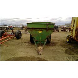 JOHN DEERE #68 SPREADER