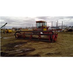 VERSATILE 400 SELF PROPELLED SWATHER - 20 FEET