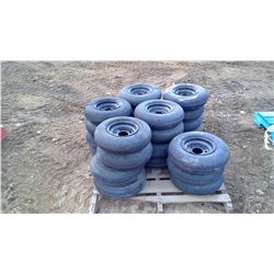 LOT OF AGRICULTURE UTILITY TIRES (SMOOTH)