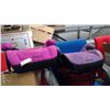 Image 3 : STROLLER, 2 BOOSTER SEATS AND ASSORTED ITEMS