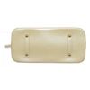 Image 5 : Louis Vuitton Ivory Vernis Monogram Alma GM Handbag