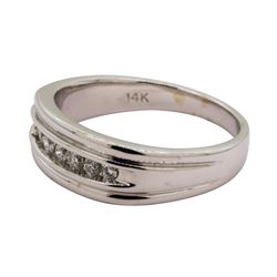 0.30 ctw Diamond Ring - 14KT White Gold