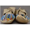 Image 5 : CROW INDIAN MOCCASINS