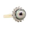 Image 1 : 0.92 ctw Diamond and Pearl Ring - 18KT Yellow Gold