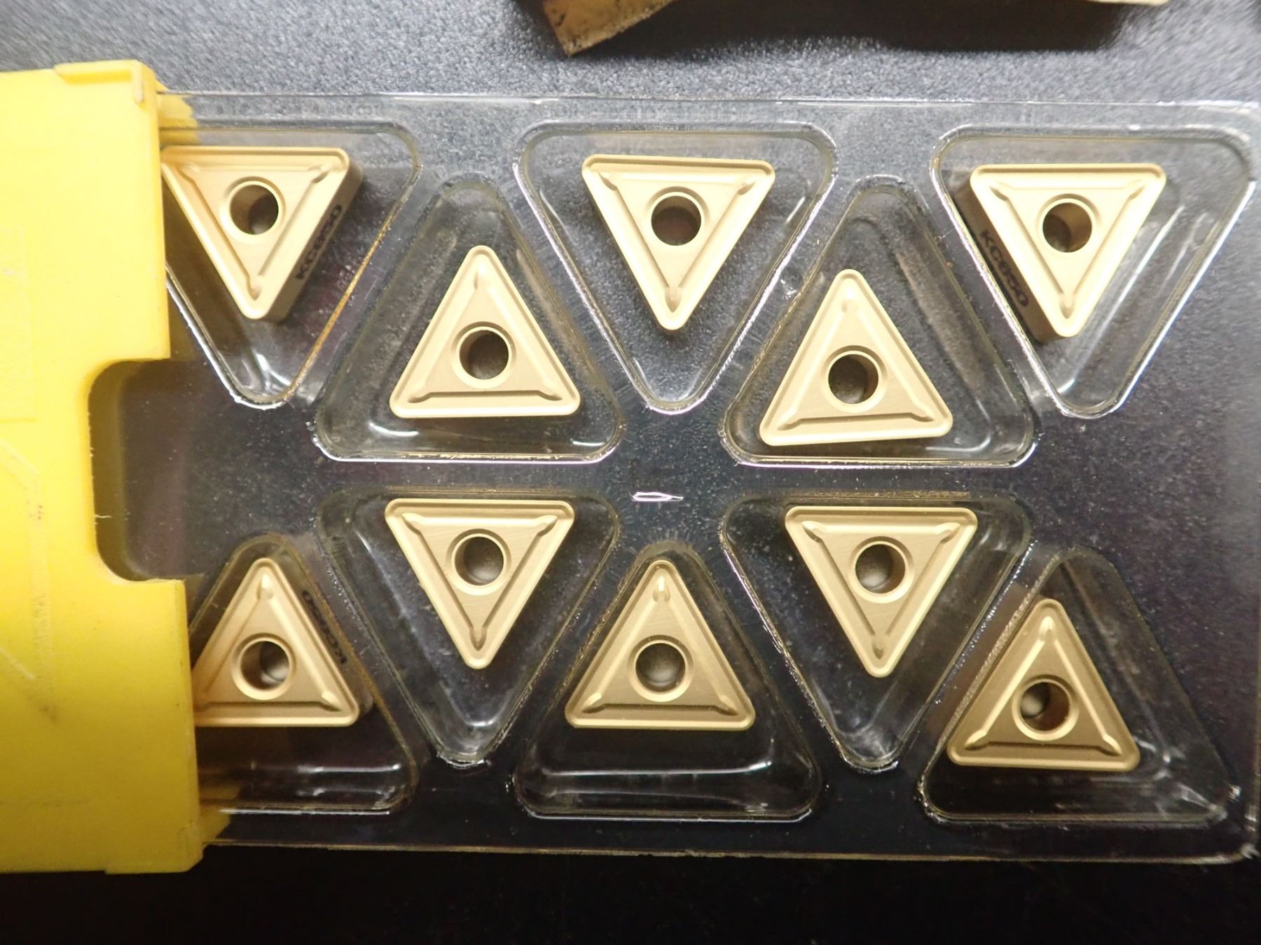 New Kennametal Carbide Inserts, P/N: TNMG 333 KC850 - BTM Industrial