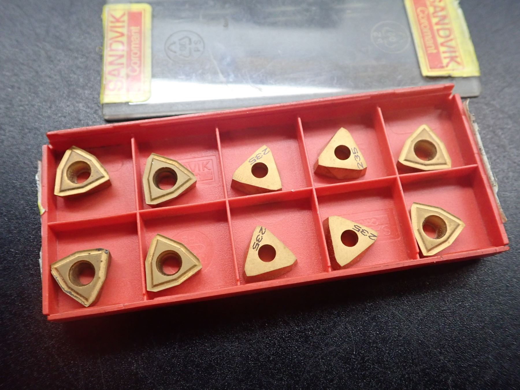 New Sandvik Carbide Inserts, P/N: WCMX 06 T3 SR-56 - BTM Industrial
