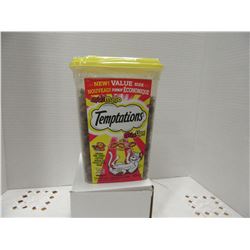 TEMPTATIONS MIXUPS CAT TREATS (CHICKEN, BEEF, TURKEY) (454G) - PER TUB