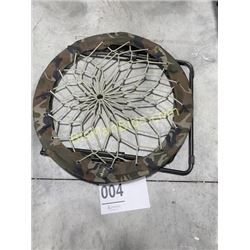 Folding Camo Bungee Chair