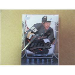 LOT OF 24 UPPER DECK HOCKEY CARDS