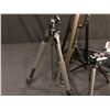 Image 2 : 3 TRIPODS AND CASES