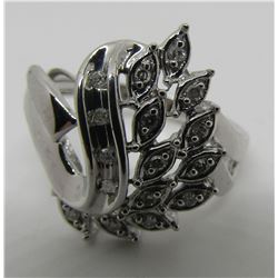 16 DIAMOND RING 10K WHITE GOLD CLUSTER