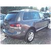 Image 3 : H1 --  2010 VW TOUREG TDI , Grey , 201,208 Kilometers