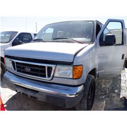 2004 Ford E-Series Wagon