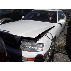 1996 Lexus LS 400
