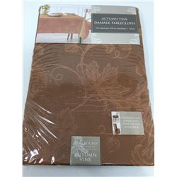 Autumn Vine Damask Tablecloth (70in Round)