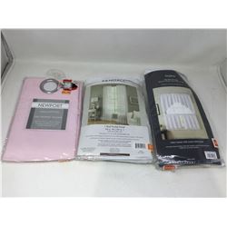 Lot of 3 window dressings, curtain and swags