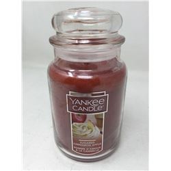 Yankee Candle Sugared Cinnamon Apple scented candle 623g