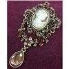 Image 1 : Ladies Rhinestone Floral Cameo Broach