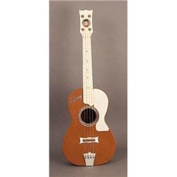 ELVIS PRESLEY SELCOL GUITAR.