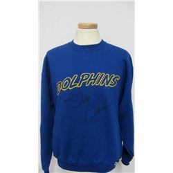 SHAQUILLE O'NEIL SIGNED SWEATSHIRT.