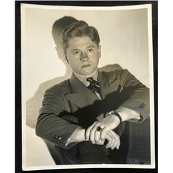 MICKEY ROONEY - VINTAGE PHOTO (1920-2014).