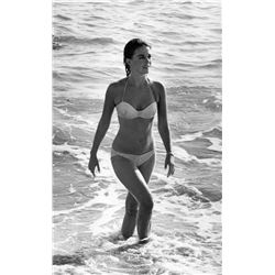 BILL RAY SIGNED NATALIE WOOD IN MALIBU 1963.