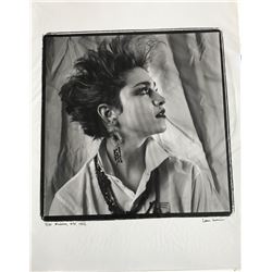 LAURA LEVINE SIGNED MADONNA PHOTOGRAPH.