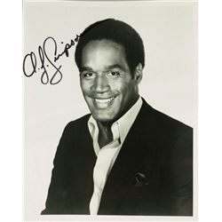 OJ SIMPSON SIGNED PHOTO.