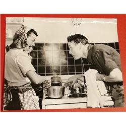 ROY ROGERS AND DALE EVANS VINTAGE PHOTO.