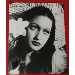 DOROTHY LAMOUR VINTAGE PHOTO.
