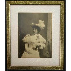 FRAMED PICTURE OF A VICTORIAN WOMAN.