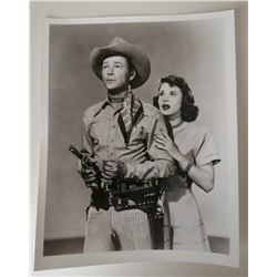 ROY ROGERS VINTAGE PHOTO.