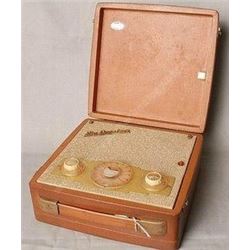 1958 EVER READY SKY COUNTLESS RADIO.