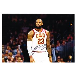 LEBRON JAMES (1984-).