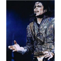 MICHAEL JACKSON ON STAGE SIGNED PHOTOGRAPH.