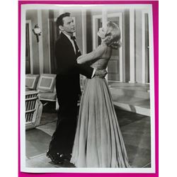 FRANK SINATRA AND GRACE KELLY VINTAGE PHOTO.