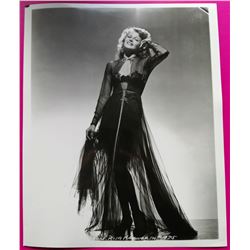 RITA HAYWORTH VINTAGE PHOTO.
