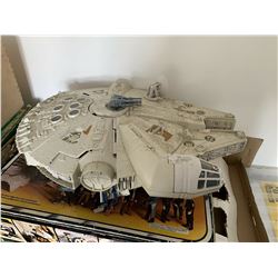 Vintage Kenner Star Wars Millenium Falcon